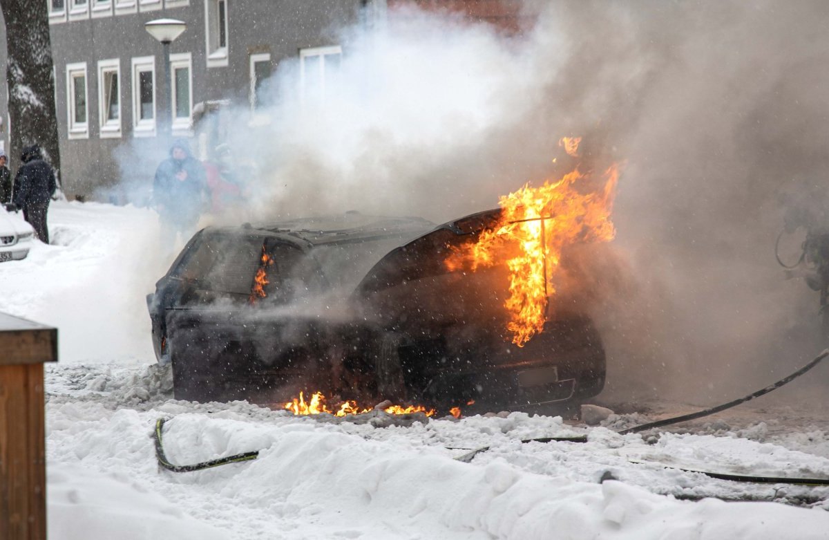 salzgitter auto brennt brand