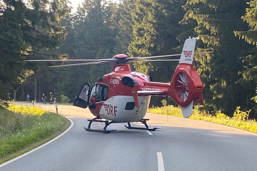 Dieser DRF-Helikopter brachte die Frau ins Krankenhaus.