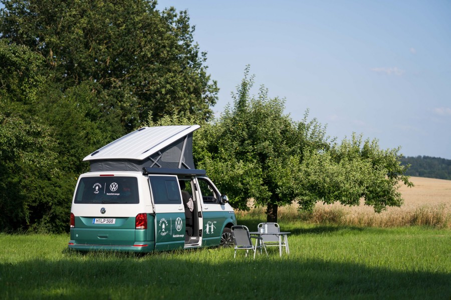VW Nutzfahrzeuge macht „legales Wildcamping“ möglich. 