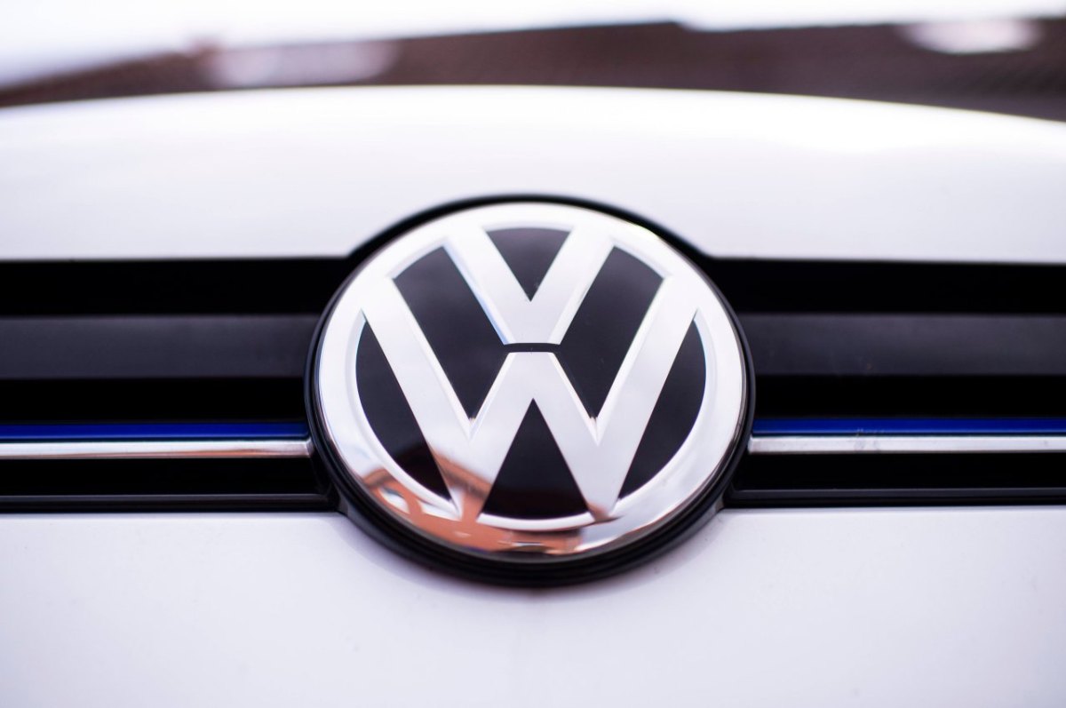 vw logo.jpg