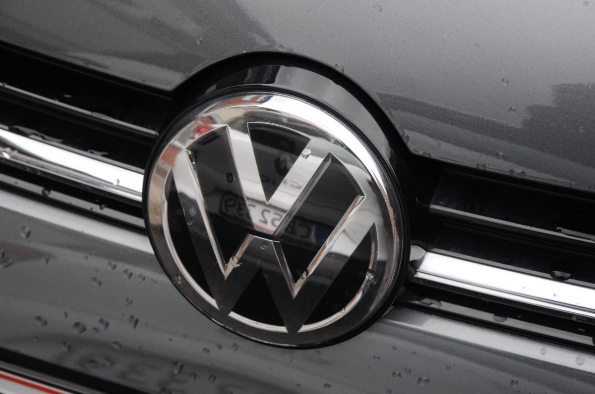 vw logo.jpg