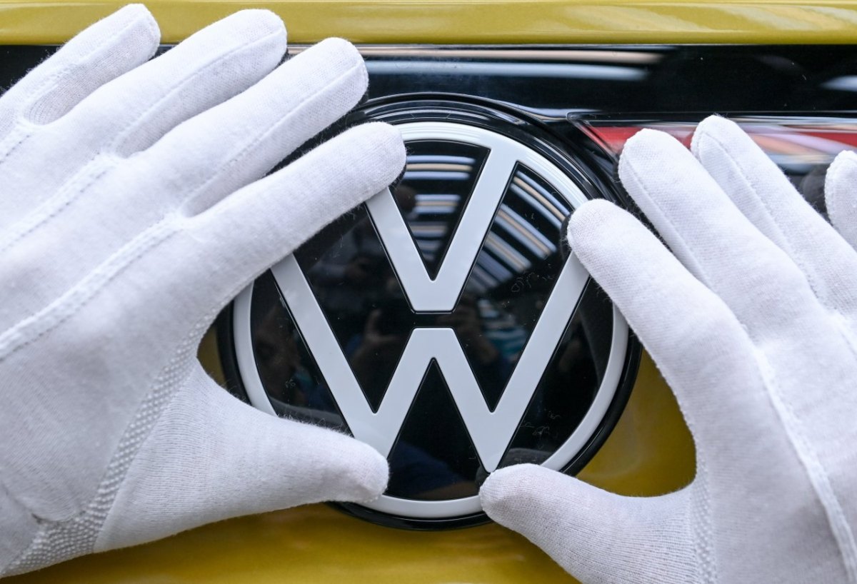 vw neues logo preise handschuhe