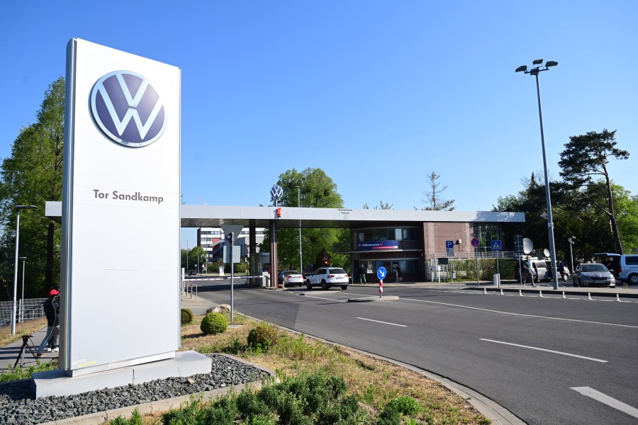 Die VW-Mitarbeiter können ihren Urlaub für 2022 planen. (Symbolbild)