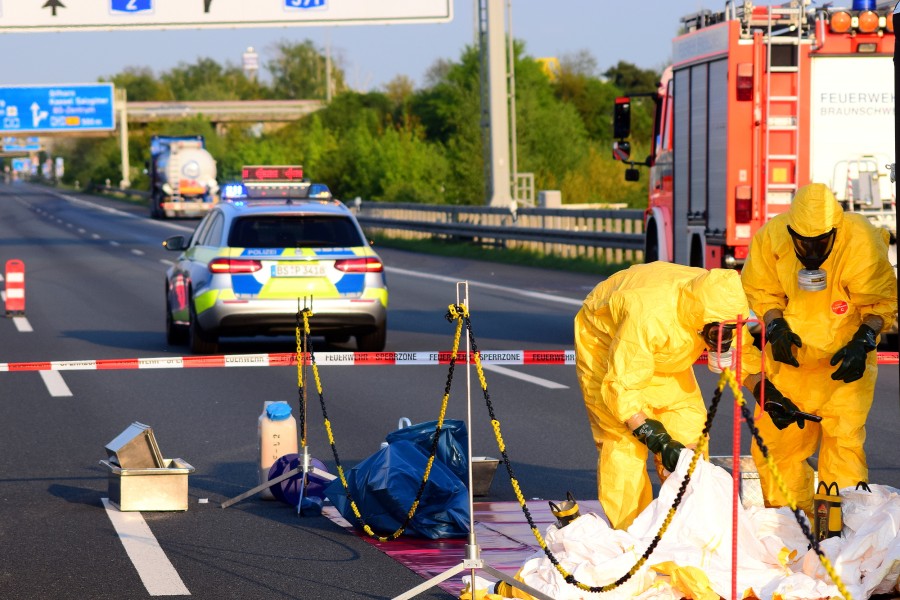 Vollsperrung auf der A2 bei Braunschweig! 