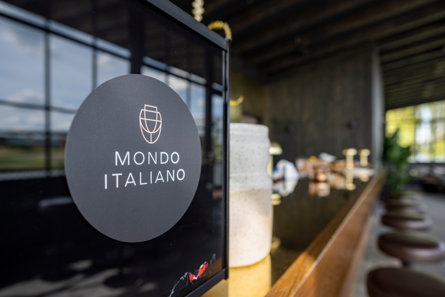 Am Samstag feierte die neue Bar "Mondo Italiano" in der Autostadt Wolfsburg Eröffnung. 