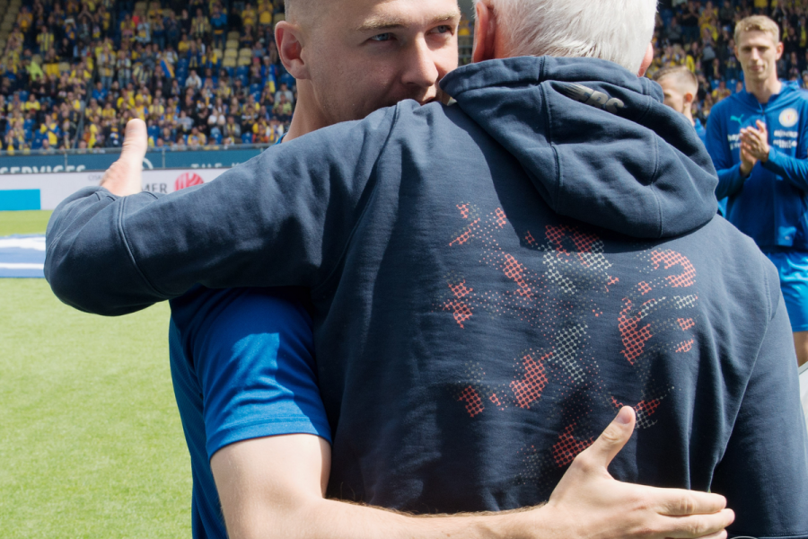 Martin Kobylanski wurde bei Eintracht Braunschweig verabschiedet.