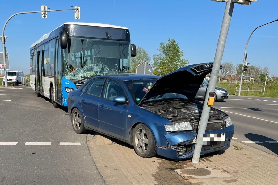 Bus-Crash in Helmstedt!