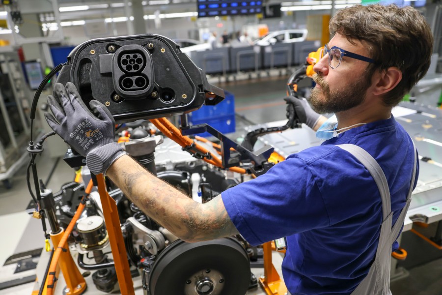 VW sucht für seine Batterie-Gesellschaft nach neuen Mitarbeitern! (Archivbild)