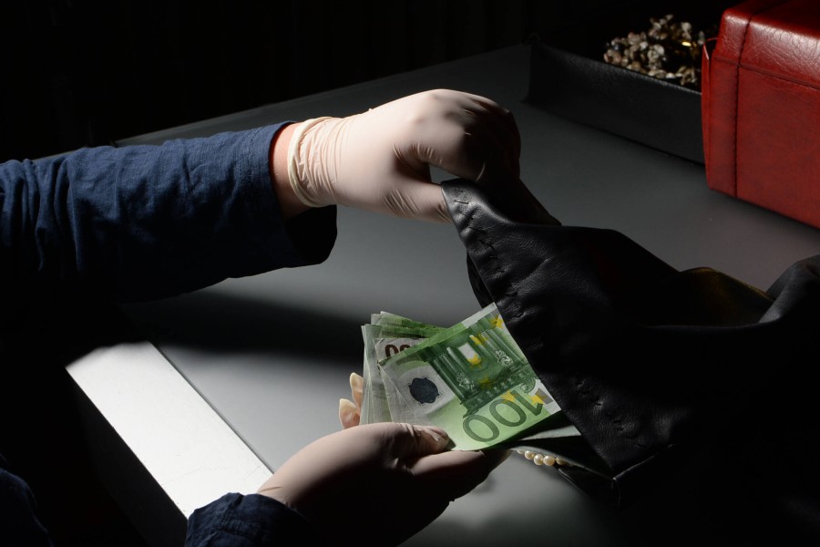 Trickbetrüger haben in Braunschweig 170.000 Euro erbeutet. Mit einer richtig dreisten Masche! (Symbolbild)