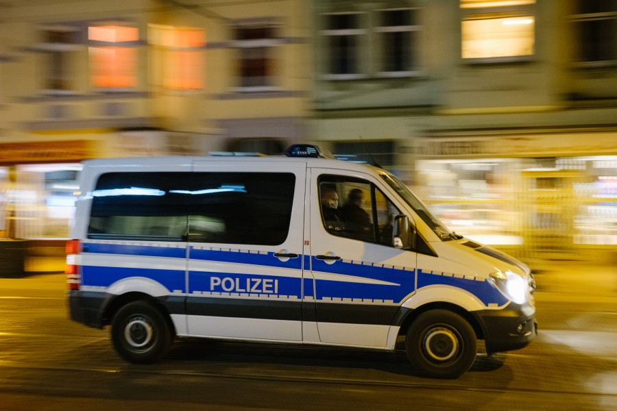 Nach einer tödlichen Attacke in Hannover fahndet die Polizei nach dem Täter. (Symbolbild)