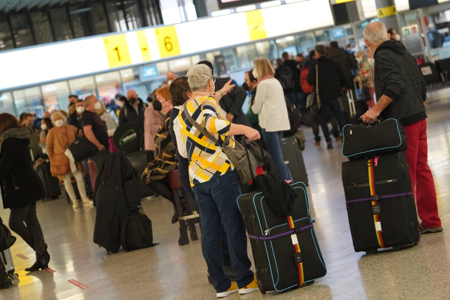Reisende brauchen momentan an einigen Flughäfen in Deutschland starke Nerven. Auch in Hannover. (Archivbild)
