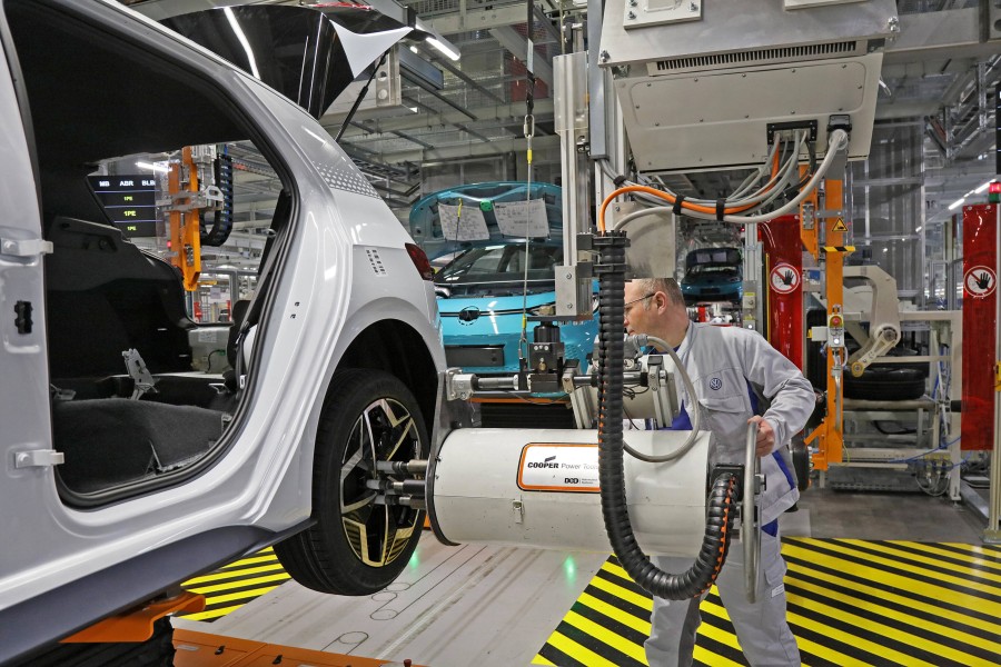 Einige Mitarbeiter von VW würden in Wolfsburg auf neue Aufgaben warten. Doch laut Cavallo gibt es ein Problem. (Symbolbild)