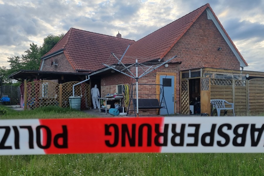 Im Fall des in der Region Hannover getöteten Ehepaares haben die Ermittler neue Details bekanntgegeben.