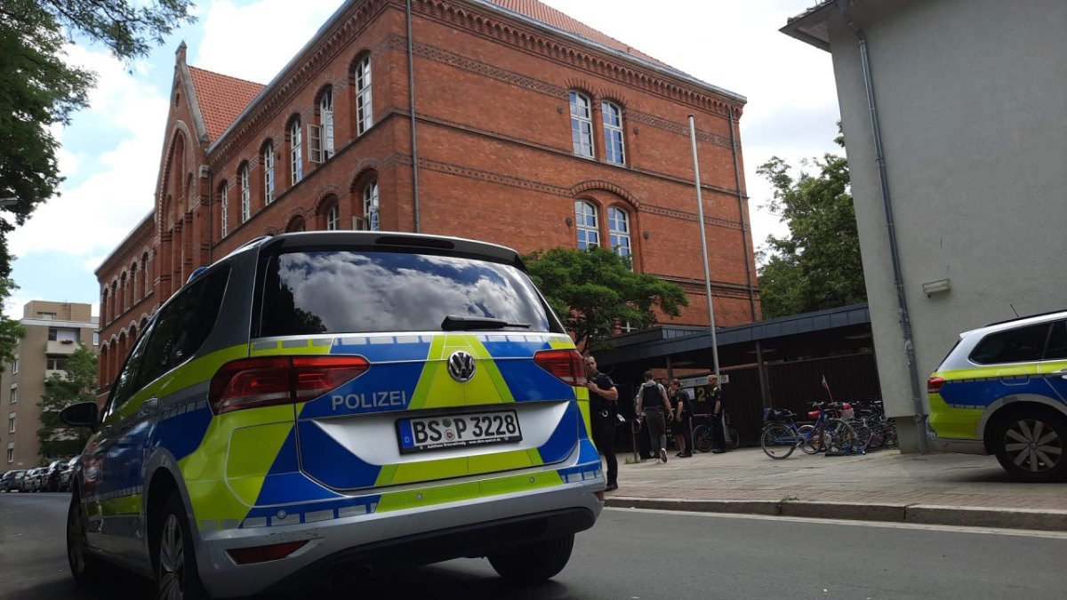 polizei braunschweig hohestieg amok alarm schule grundschule