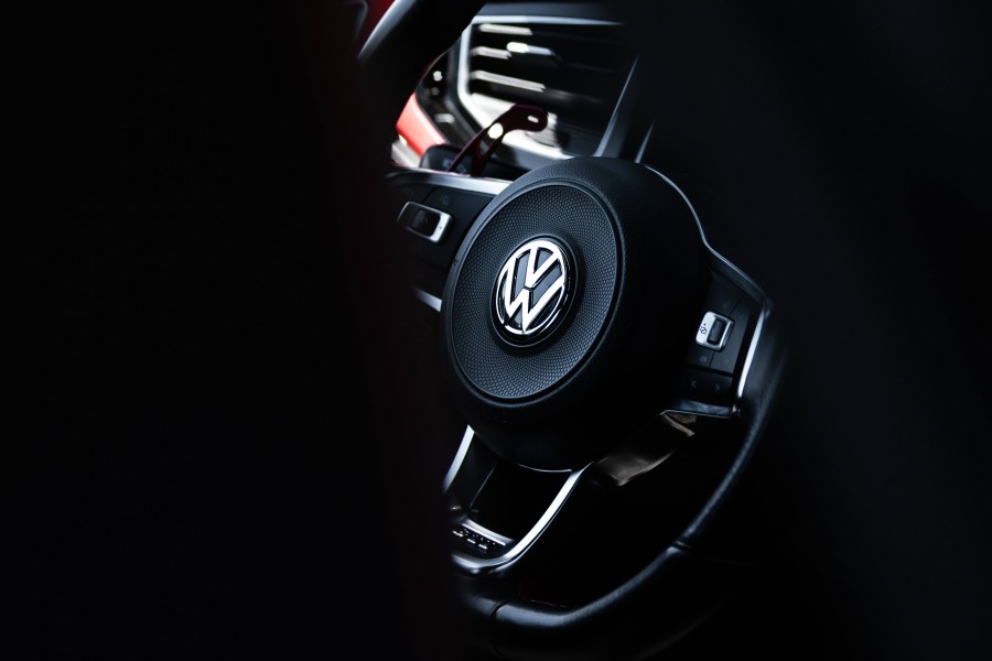 VW-Markenchef Thomas Schäfer glaubt, dass die Preise für bestimmte Modelle bald steigen. 