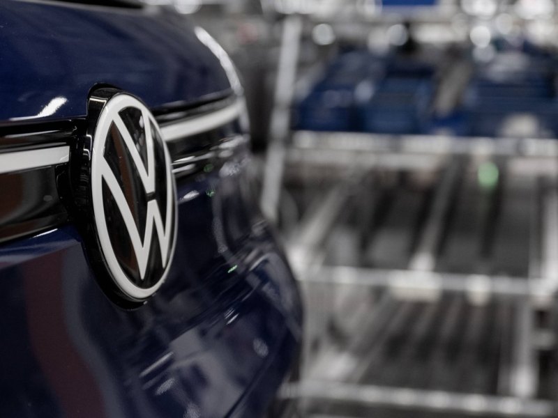 VW logo.jpg