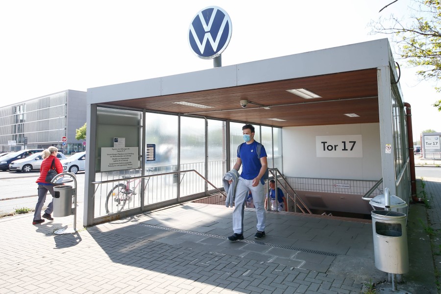 Nach dem Werk-Urlaub müssen sich die Mitarbeiter von VW am Sandkamp auf eine Baustellle gefasst machen. (Archivbild)