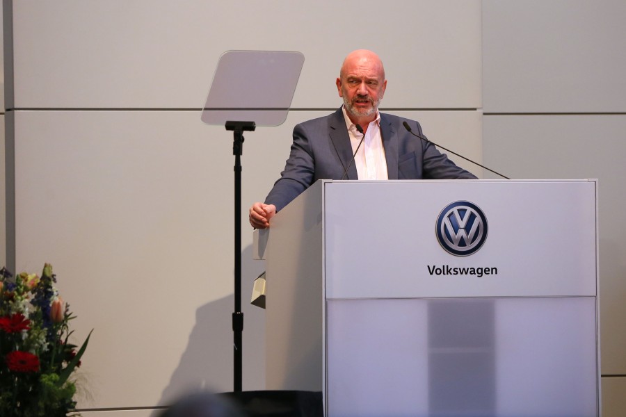 Bis 2021 war Bernd Osterloh Betriebsrat-Chef von VW – und hat ordentlich Kohle kassiert. (Symbolbild)