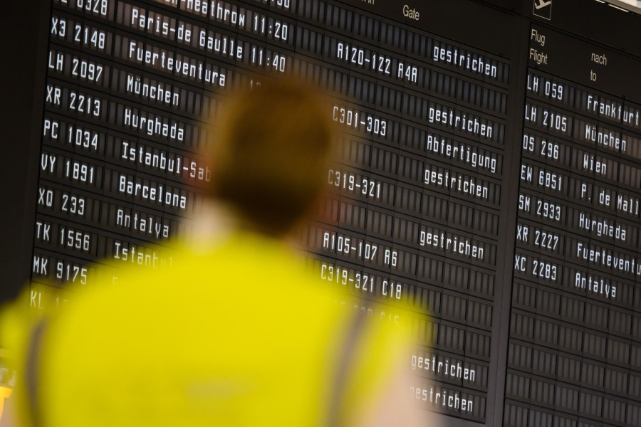 Wegen eines Warnstreiks bei der Lufthansa werden am Flughafen Hannover mehrere Flüge gestrichen. (Symbolbild)