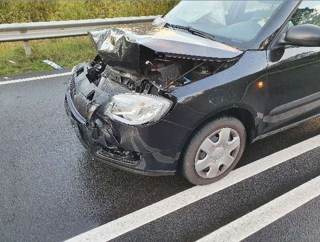 Die Polizei Wolfsburg ermittelt nach einem Unfall bei Warmenau.