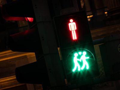 Homosexuelle Ampelpaare sollen seit Anfang des Jahres in der Braunschweiger Innenstadt ein Zeichen für mehr Toleranz setzen.