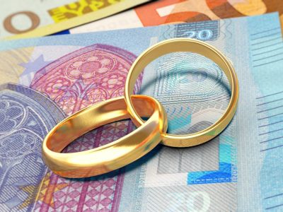 Lotto Hochzeit Geld Symbolbild