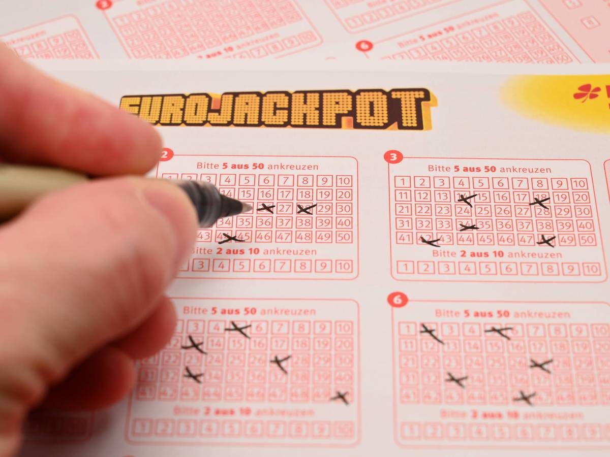 Das Lotto-Glück war gleich mit mehreren Spielern am Wochenende! (Symbolbild)