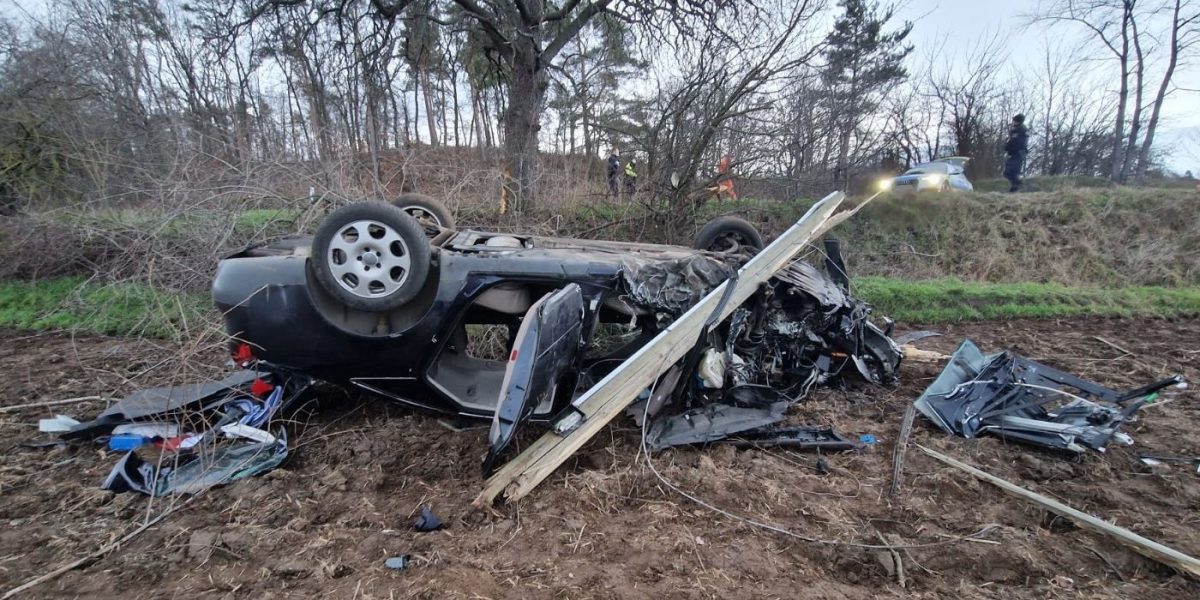 Schwerer Unfall im Harz! Von dem Audi ist nicht mehr ganz so viel übrig...