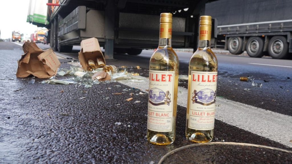 Auf der A2 hat es einen Schnaps-Unfall gegeben.