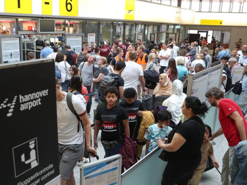 Ferien Niedersachsen: Urlaub geplant? So vermeidest du das Flughafen-Chaos