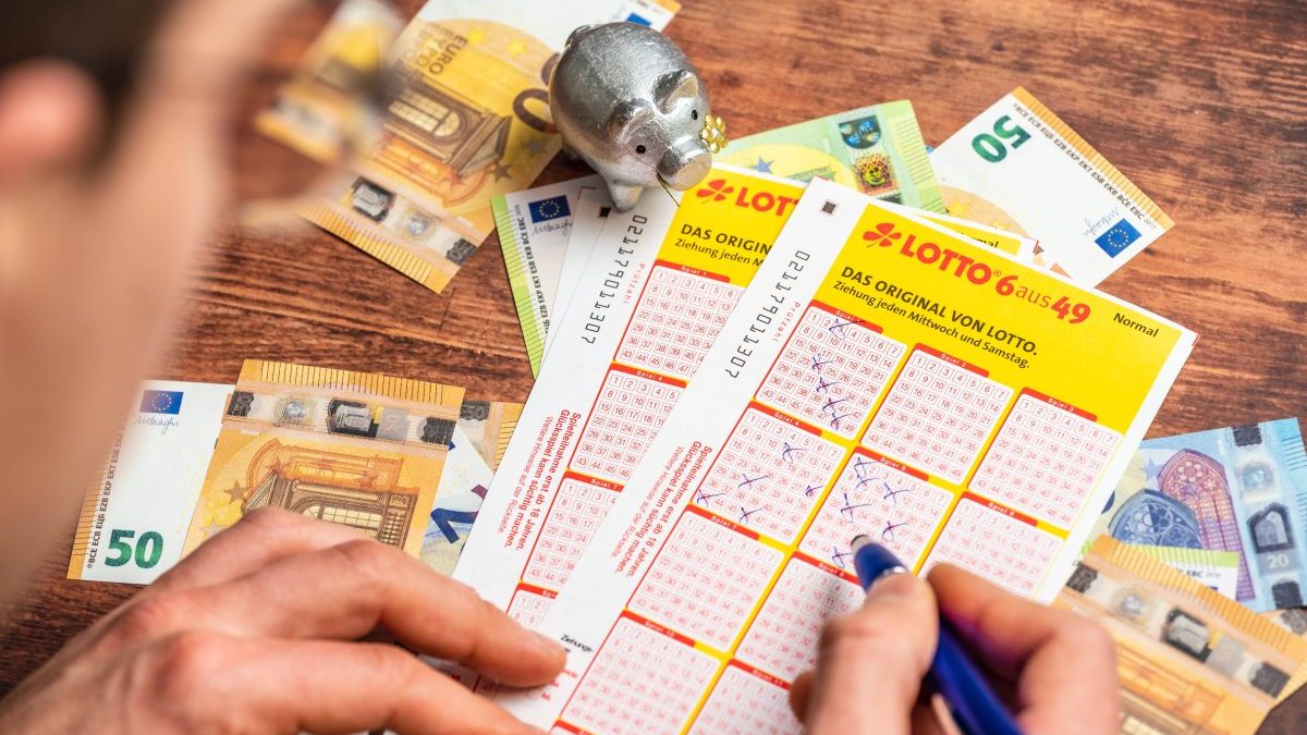 Lotto Mann Geld Schein