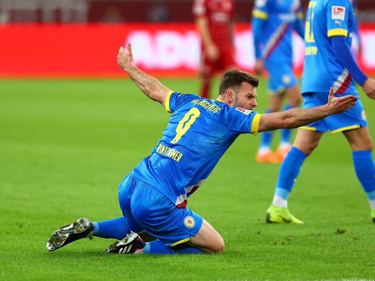 Eintracht Braunschweig traf auf Fortuna Düsseldorf.