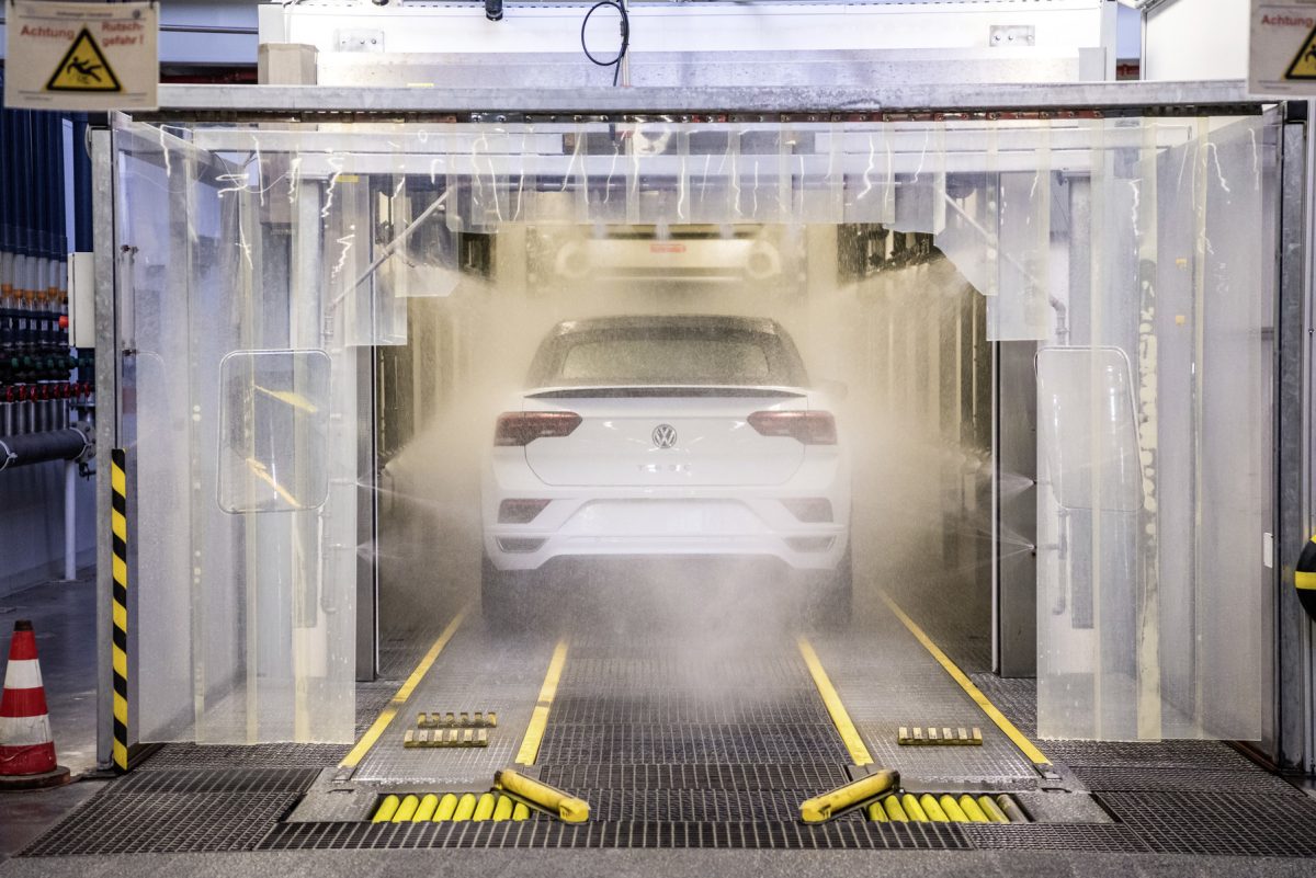 Volkswagen untermauert seine Dominanz in Deutschland. Gleich drei VW-Modelle liegen in einer neuen Statistik vorne.