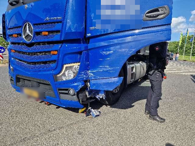 Der Lkw-Fahrer verlor in Wolfsburg plötzlich das Bewusstsein.