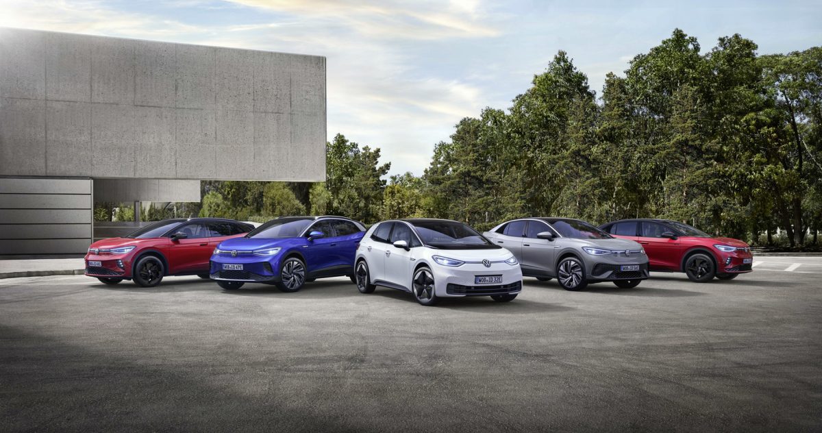Die VW-Flotte hat im April Tesla überholt.
