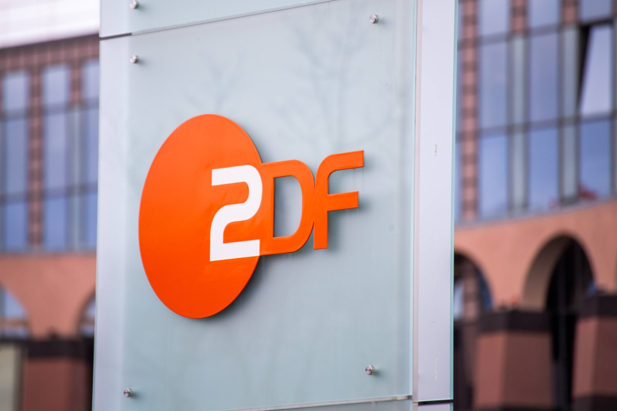 Fans einer beliebten ZDF-Serie müssen jetzt stark sein! Der Sender hat das Aus einer beliebten Rolle bestätigt. (Symbolbild)