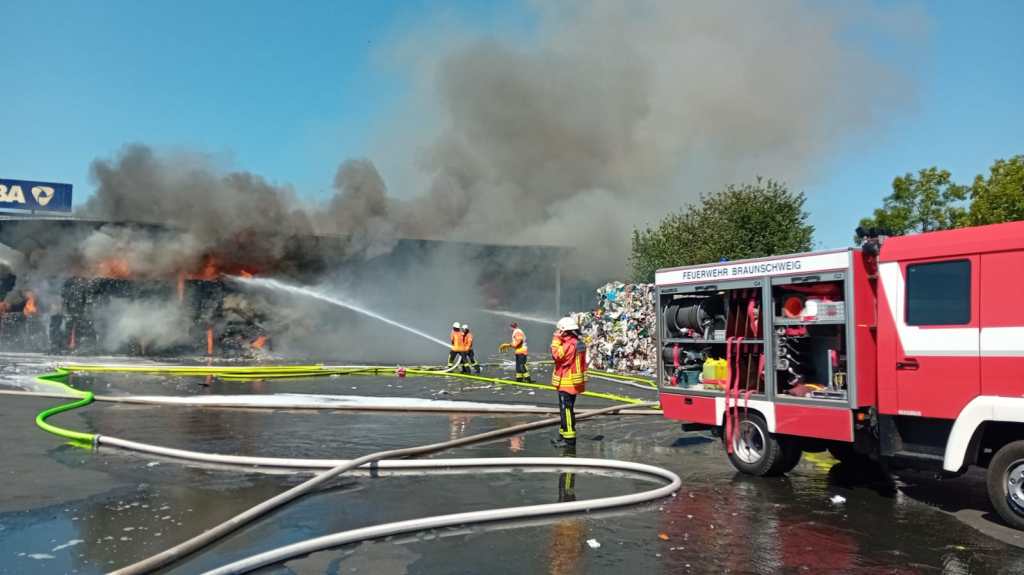 Großeinsatz bei Alba in Braunschweig