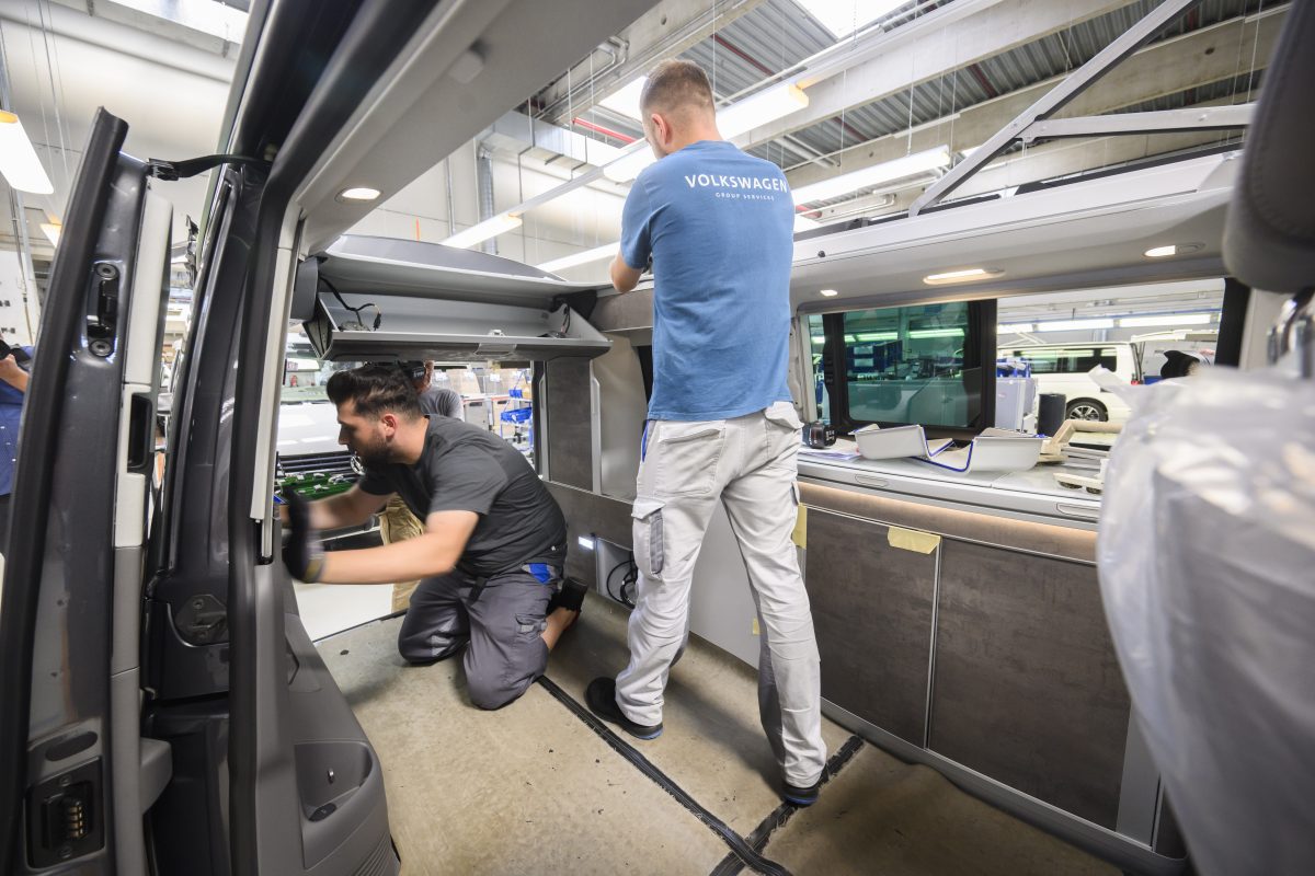 Auch die kommende Generation auf Basis des neuen VW Multivan soll ab 2024 in Hannover gebaut werden