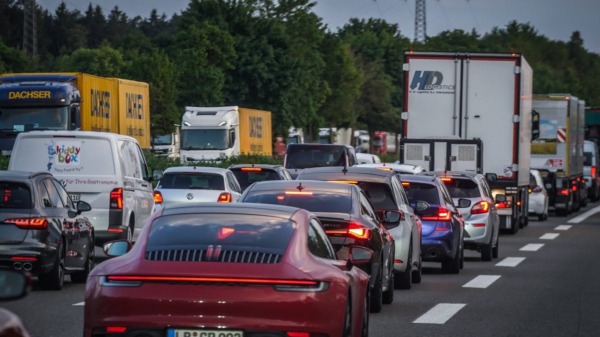 Stau auf einer Autobahn