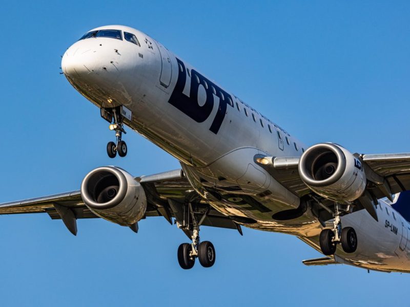 Flughafen Hannover: Passagiere dürfen nicht aus Flieger aussteigen – über Stunden