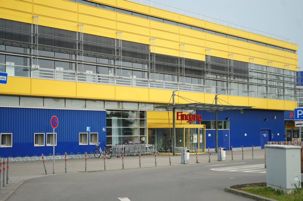 Bei Ikea in Braunschweig hat es gebrannt.