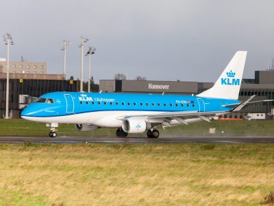 Dumm gelaufen: Der Bundespolizei ist am Flughafen Hannover ein vielgesuchter Passagier aus Amsterdam in Netz gegangen.