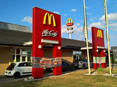 Ein McDonald's-Kunde durfte den McDrive nicht benutzen.