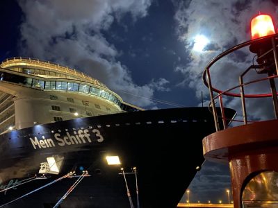 Kreuzfahrt-Schiff "Mein Schiff 3"