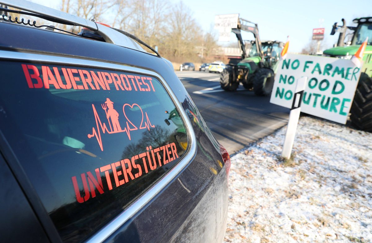 Vier Bundesländer fordern einen längeren Zeitraum für den Abbau der Steuerentlastungen beim Agrardiesel. Auch Niedersachsen.