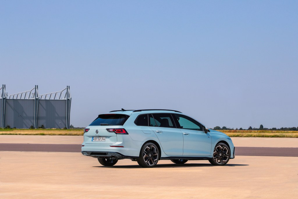 Der neue Golf Variant startet ab 28.280 Euro.