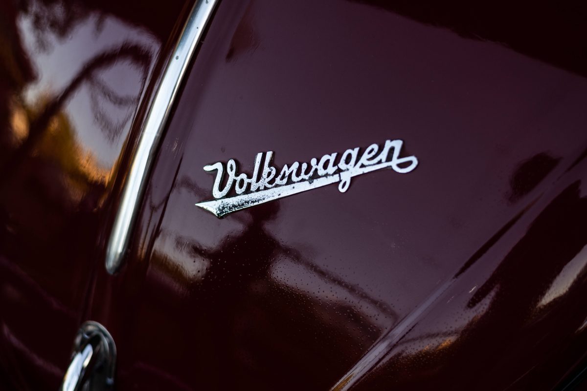 Der Volkswagen-Konzern ist mit einem deutlichen Absatzplus ins neue Jahr gestartet.