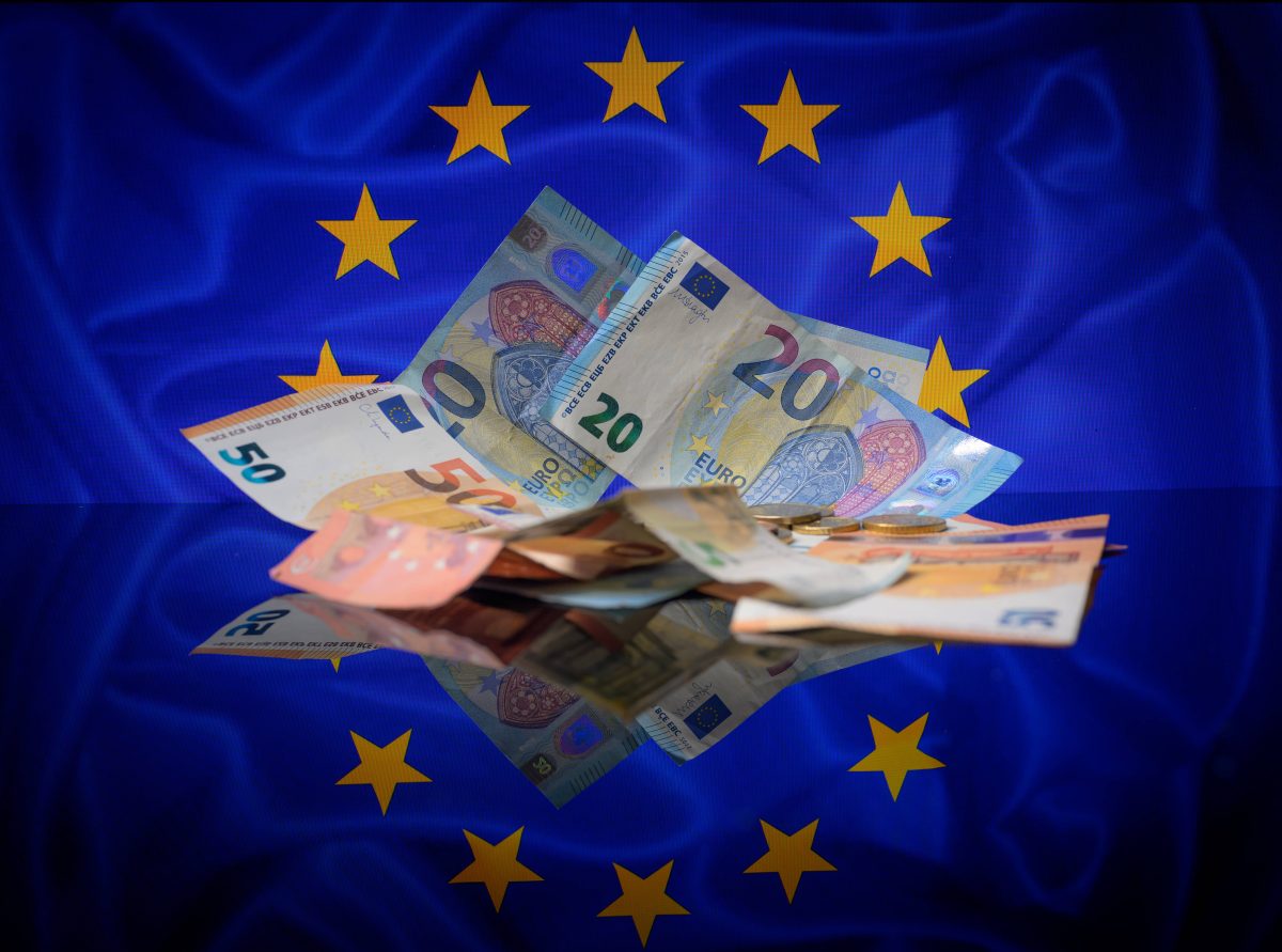 Euro: Krasse Änderung! Bald kein Bargeld mehr?