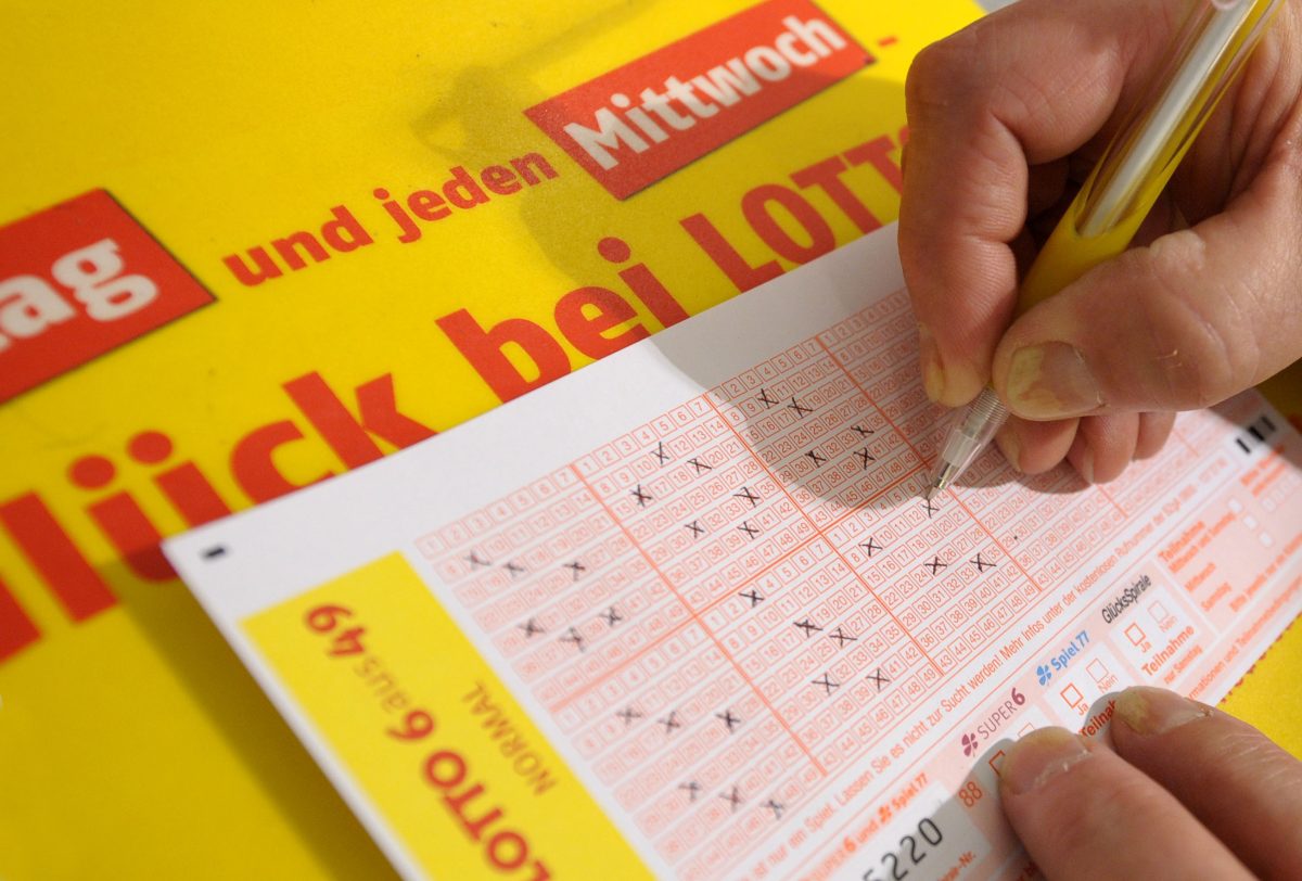 Beim Lotto Niedersachsen hat ein Braunschweiger ordentlich abgesahnt. Nicht nur eine Million macht den Tipper jetzt zum Millionär.