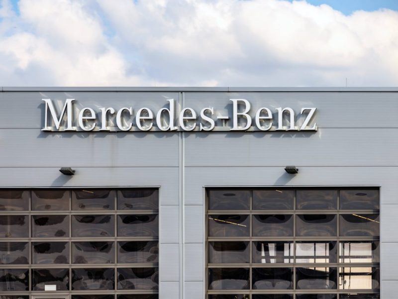 Mercedes: Motor fällt plötzlich aus! Konzern ruft Hunderttausende Autos zurück